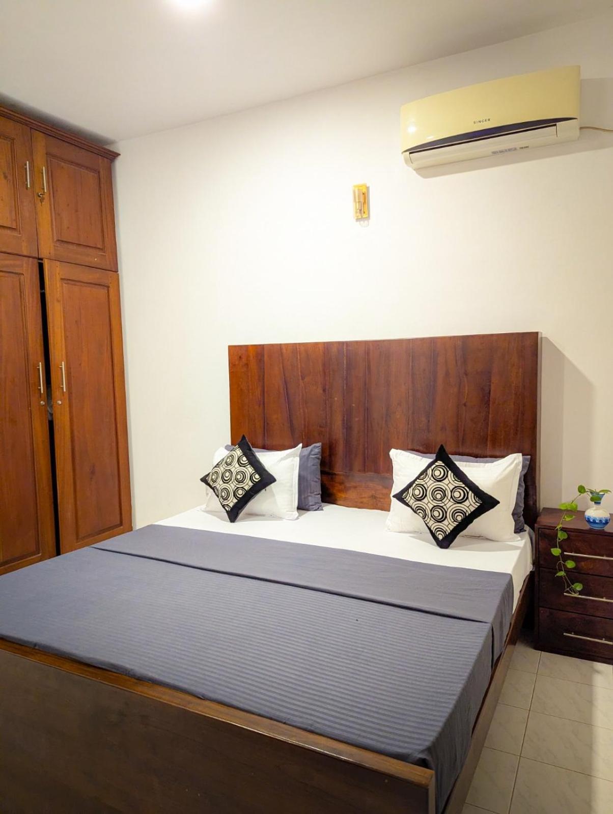 Airport Hotel By Cmb Apartments Negombo Exterior foto